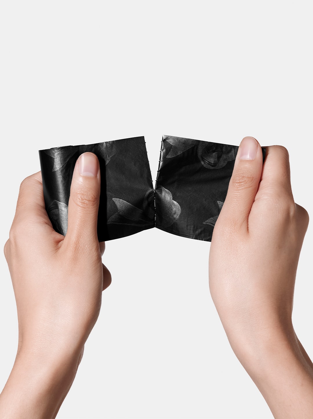 Bow De Noir Pet Poop Bags & Dispenser Set
