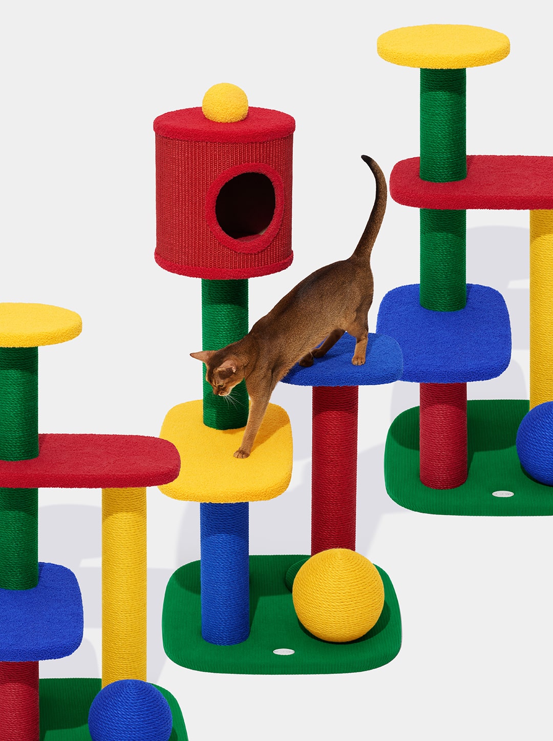 Chroma Cat Climber - Enclosed Top