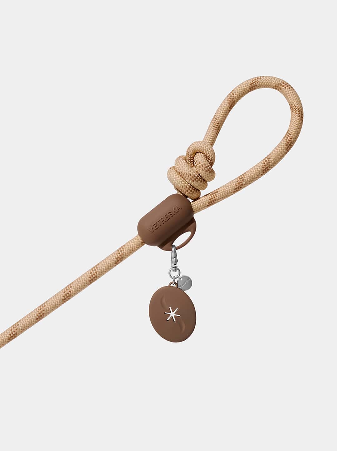 Connect Pet Poop Bag Hands-Free Clip (Coffee)