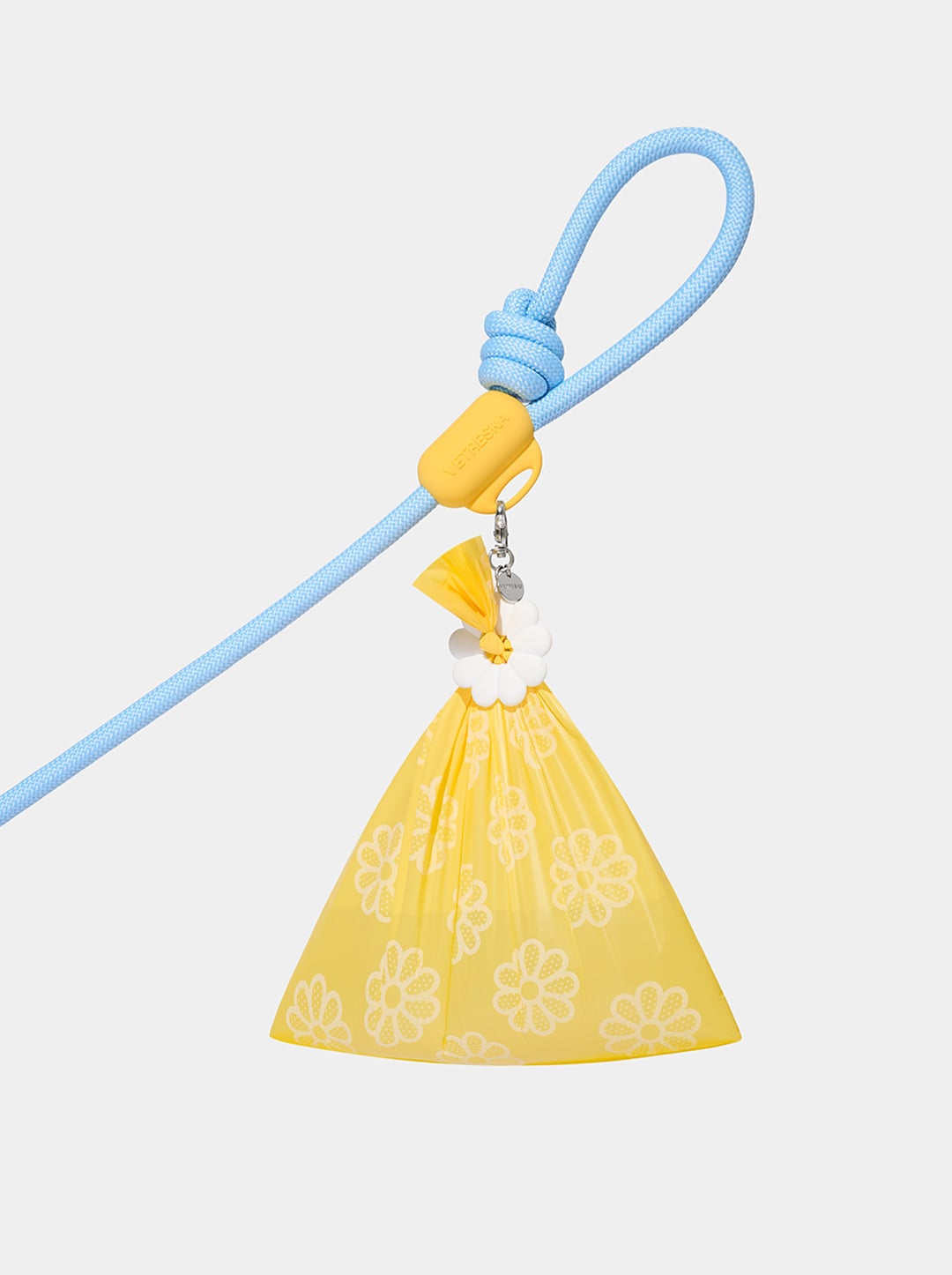 Connect Pet Poop Bag Hands-Free Clip (Daisy)