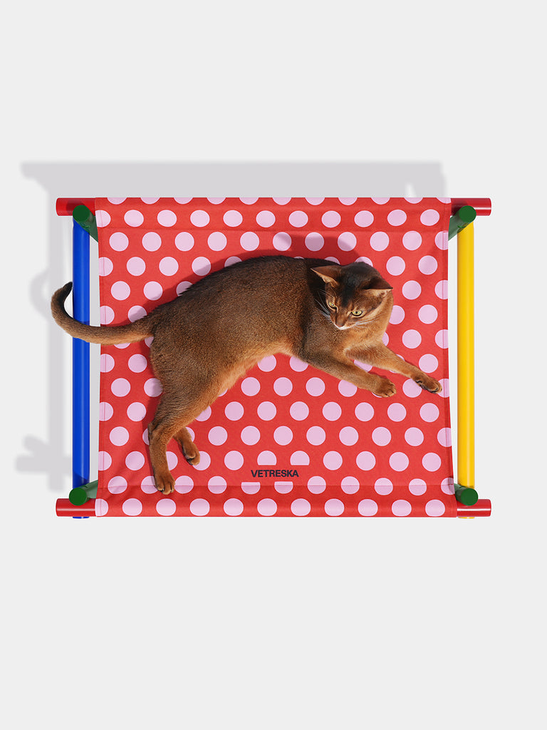Chroma Elevated Pet Bed (Red)