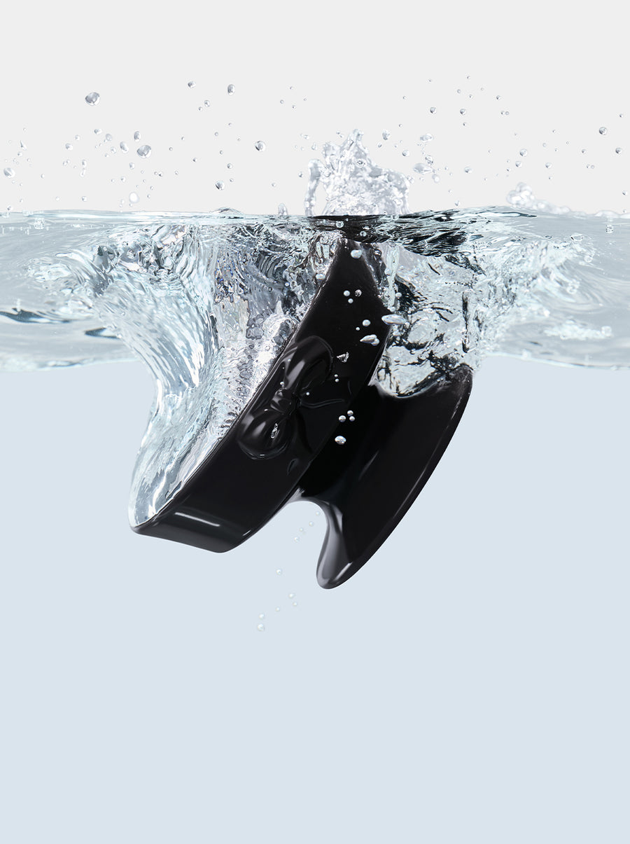 Bow de Noir Ceramic Pet Bowl