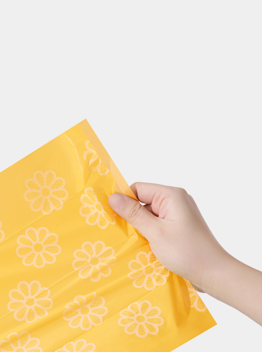 Daisy Poop Bags & Dispenser Set