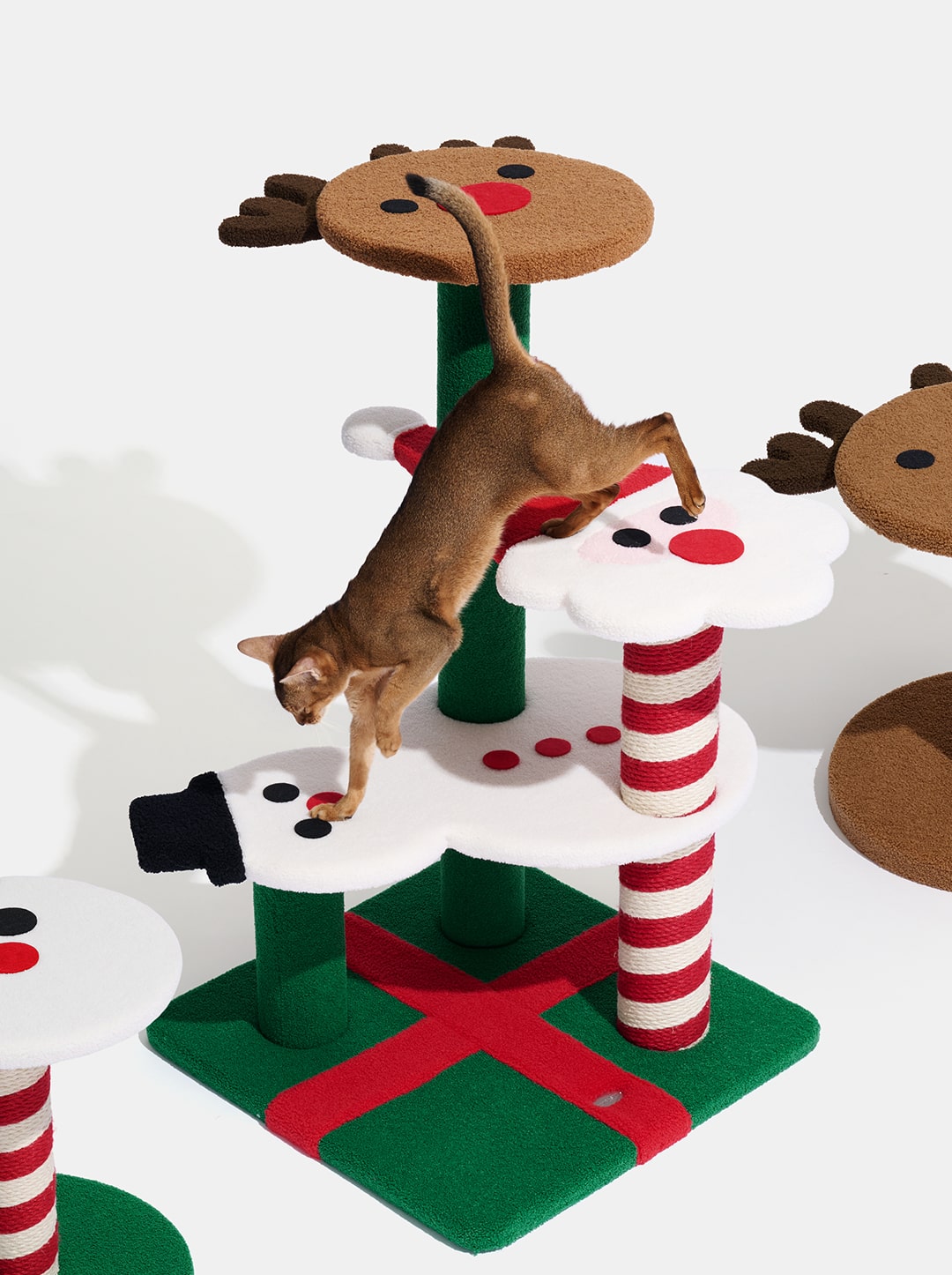 Festive Cat Climber - Festive Friends