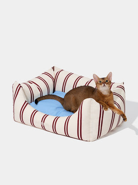 Mist And Merlot Pet Sofa - Cream & Stripes